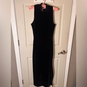 Maggy London-Black Velvet Dress-Size Medium